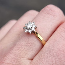 Load image into Gallery viewer, Vintage 18ct Gold Diamond Cluster Ring, 0.25ct modelled
