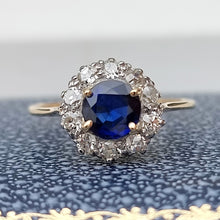 Load image into Gallery viewer, Vintage 18ct Gold Sapphire &amp; Diamond Cluster Ring

