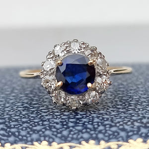 Vintage 18ct Gold Sapphire & Diamond Cluster Ring