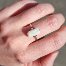 Load image into Gallery viewer, Vintage 18ct White Gold &amp; Platinum Opal Ring, 1.50ct modelled
