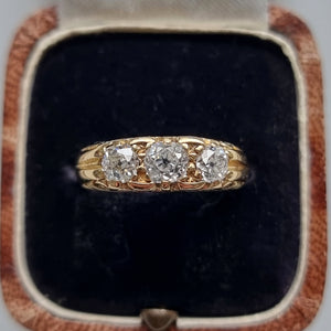 Vintage 18ct Gold Three Stone Diamond Ring, 1.00ct in box
