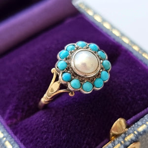 Vintage 9ct Gold Turquoise & Pearl Cluster Ring in box