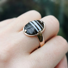 Load image into Gallery viewer, Antique 15ct Rose Gold Banded Agate Ring
