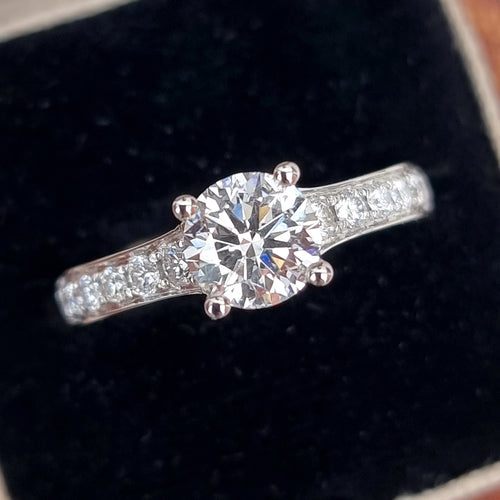 Platinum Diamond 1.00ct Ring with GIA Certificate in box