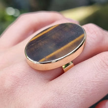 Load image into Gallery viewer, Vintage 9ct Gold Tiger&#39;s Eye Statement Ring, 14.0 grams
