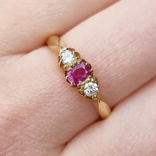 Vintage 18ct Gold Ruby & Diamond Three Stone Ring