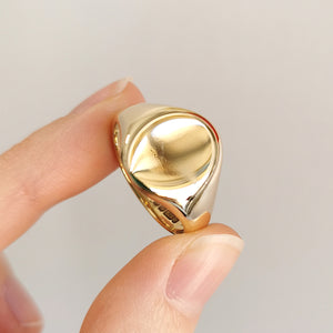 Vintage 9ct Gold Oval Signet Ring, 6.6 grams