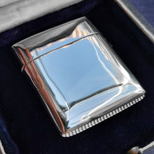 Load image into Gallery viewer, Art Deco Sterling Silver Agate Vesta Case by James Fenton
