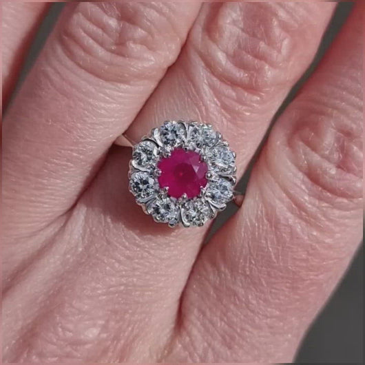 Vintage 18ct White Gold Ruby & Diamond Cluster Ring video