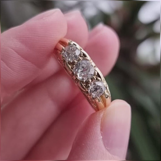 Vintage 18ct Gold Three Stone Diamond Ring, 1.00ct video