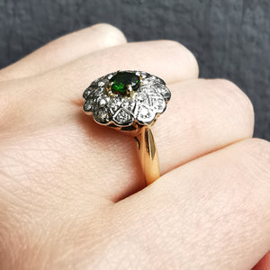 Vintage 18ct Gold Chrome Diopside & Diamond Ring